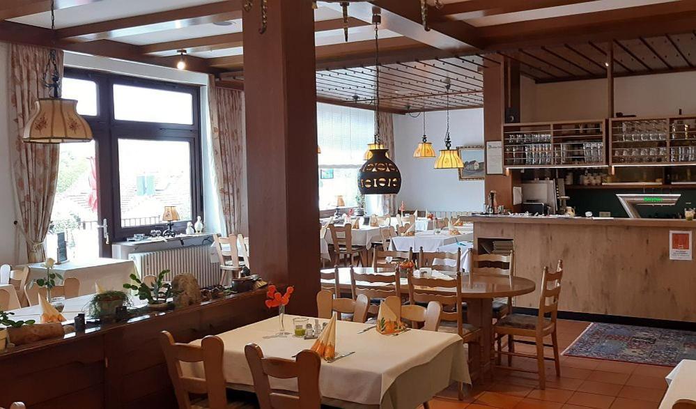 Hotel & Restaurant Krone Вальдброн Экстерьер фото